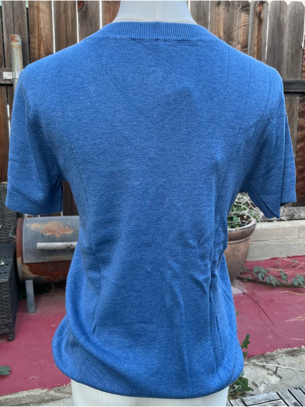 Blue V-Neck Short Sleeve Sweater - Picture 4 of 8
